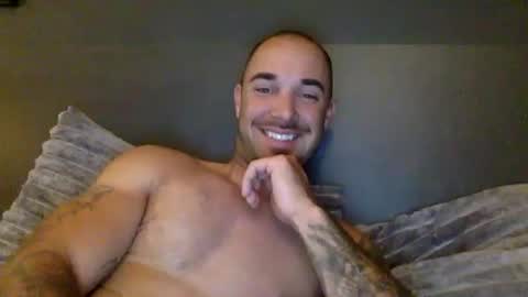 kylealyssa97 online show from 10/31/25, 02:45