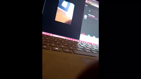 Snapshot of kylebostonc chatting on 02/08/26, 08:29 kyleboss online show from 02/08/26, 08:29