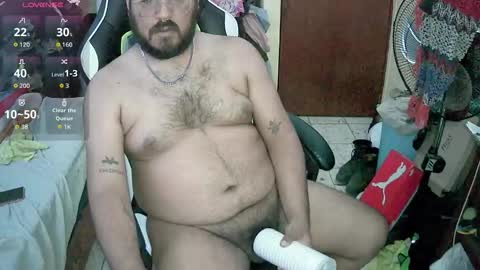 Snapshot of kyledonovvan chatting on 10/29/25, 06:26 Kyle online show from 10/29/25, 06:26