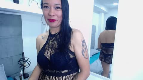 Kylee28 online show from 01/28/25, 08:47