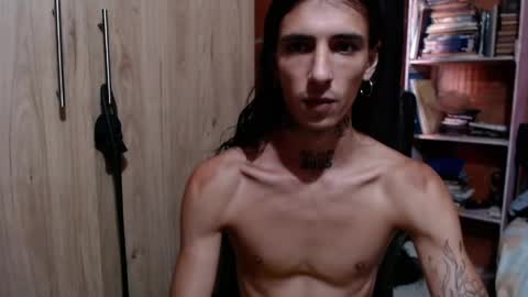kyleer77 online show from 06/04/26, 06:14