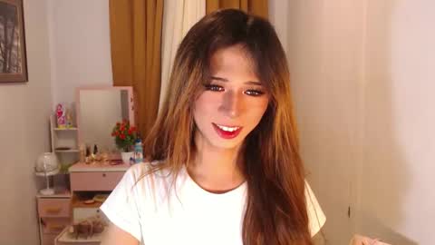 Snapshot of kylene17 chatting on 11/22/25, 03:22 babyKylene online show from 11/22/25, 03:22