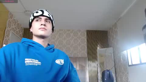 Snapshot of kyler_tay chatting on 06/15/26, 11:45 kyler_tay online show from 06/15/26, 11:45