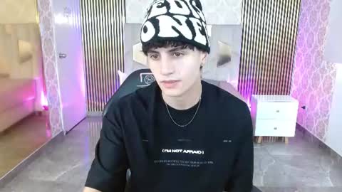 Snapshot of kyler_tay chatting on 06/22/26, 12:02 kyler_tay online show from 06/22/26, 12:02
