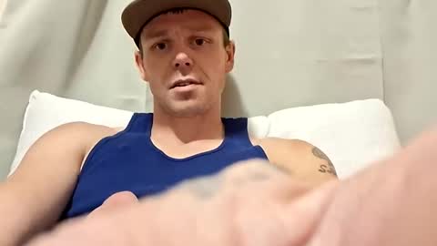 Snapshot of kylespade727 chatting on 12/01/25, 03:22 Thickcock813 online show from 12/01/25, 03:22