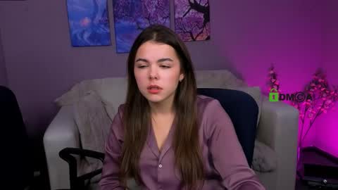 Kylie loves u online show from 12/14/25, 02:39