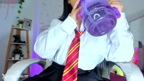 Kylie online show from 02/04/25, 03:15