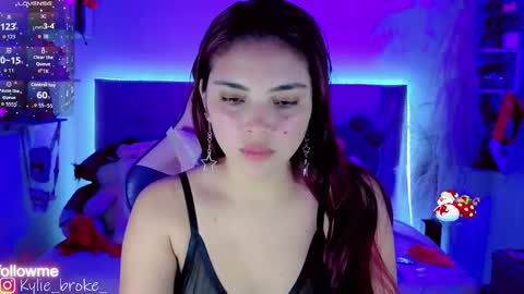 k ylie online show from 11/26/25, 09:16