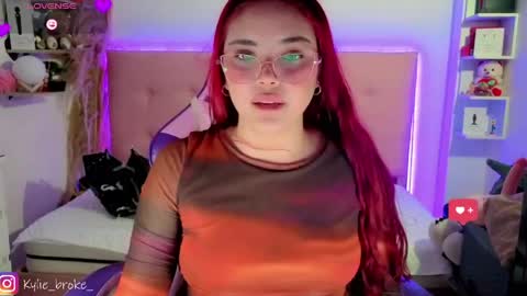 Snapshot of kylie_hottt_ chatting on 05/16/26, 10:08 k ylie online show from 05/16/26, 10:08
