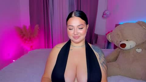 Snapshot of kylie_lips chatting on 10/18/25, 06:41 Kylie Lips online show from 10/18/25, 06:41