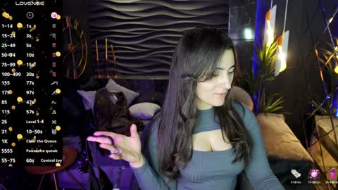 Kylie online show from 01/31/25, 05:40