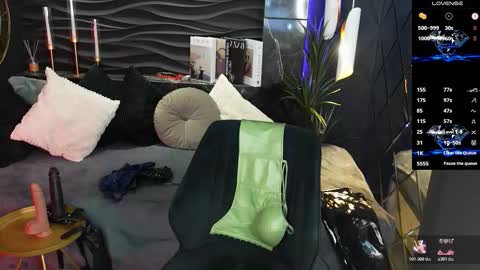 Kylie online show from 03/30/26, 01:56