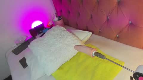 kylie Sttel online show from 03/22/26, 04:32