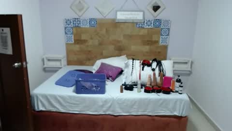 Melissa online show from 11/29/25, 11:13