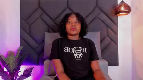 kyliee_vega online show from 06/10/26, 11:42