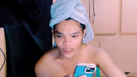 Snapshot of kylieebarbie97 chatting on 01/05/25, 08:52 SC pchix2022 online show from 01/05/25, 08:52