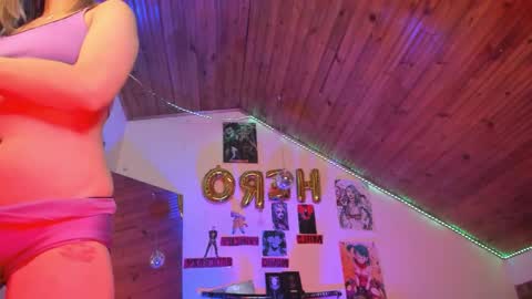   online show from 04/23/26, 10:23