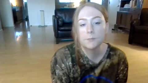 kylieredd online show from 05/03/26, 01:44