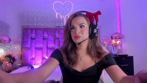 Kylie online show from 11/28/25, 05:21