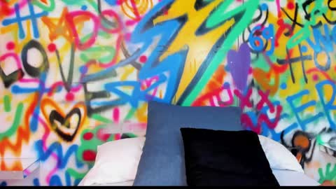 Kylie online show from 04/19/26, 06:10