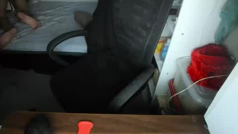 Eynah online show from 04/30/26, 03:51
