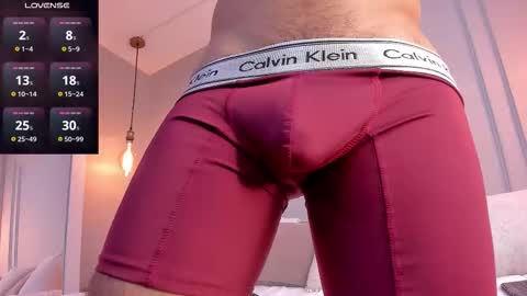 Kylliam Levis online show from 10/29/25, 08:43