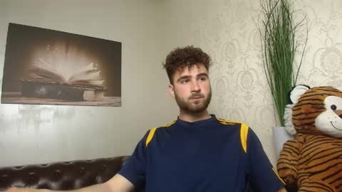 KyloEast online show from 04/21/26, 07:14