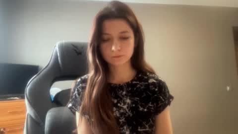 Snapshot of kymberlychimes chatting on 02/24/26, 11:19 Kary online show from 02/24/26, 11:19