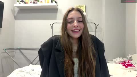 Snapshot of kymberlyrosenlof chatting on 06/09/26, 02:23 Selena online show from 06/09/26, 02:23