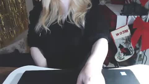 Snapshot of kymchi chatting on 01/07/26, 12:13 Check Out My NSFW OnlyFans Link On Bio online show from 01/07/26, 12:13