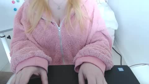 Check Out My NSFW OnlyFans Link On Bio online show from 05/04/26, 10:50