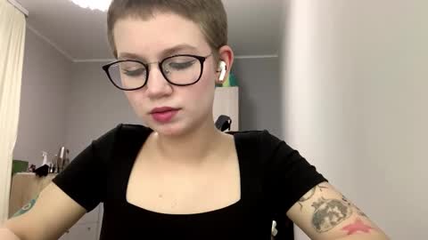 Kim online show from 01/07/26, 06:21