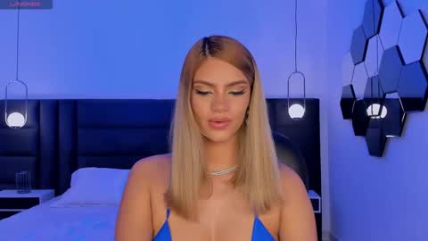 Snapshot of kyomivelvet chatting on 02/18/26, 07:21 Kyomi Velvet online show from 02/18/26, 07:21