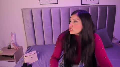 Emily  Laila  online show from 11/15/25, 12:13