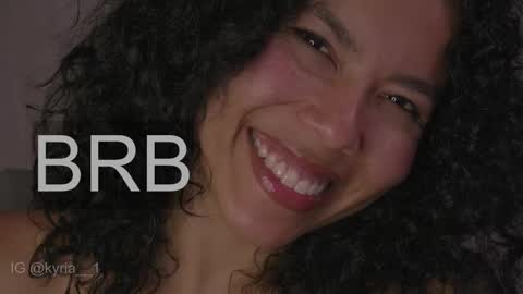 Snapshot of kyria__1 chatting on 02/21/25, 10:15 schedule 300 pm - 1100pm colombia time online show from 02/21/25, 10:15