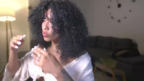 Snapshot of kyria__1 chatting on 09/16/25, 11:50 schedule 300 pm - 1100pm colombia time online show from 09/16/25, 11:50