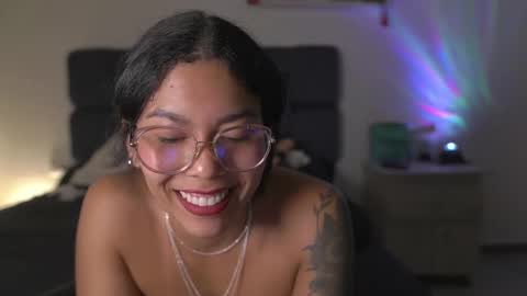 Snapshot of kyria__1 chatting on 10/06/25, 11:13 schedule 300 pm - 1100pm colombia time online show from 10/06/25, 11:13