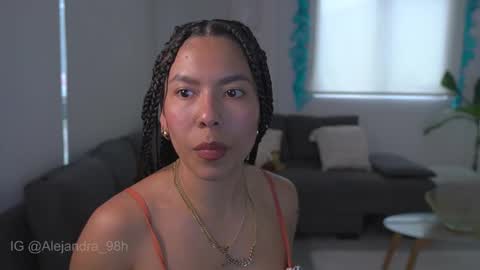 Snapshot of kyria__1 chatting on 12/18/25, 10:16 schedule 300 pm - 1100pm colombia time online show from 12/18/25, 10:16