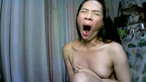 kyutshyne online show from 02/22/25, 10:20