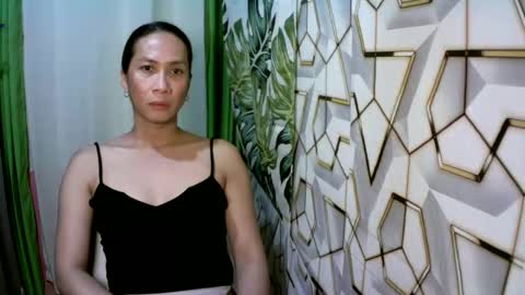 kyutshyne online show from 04/21/26, 02:26