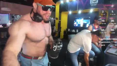 l0v35_2_5p00g3 online show from 11/09/25, 08:18