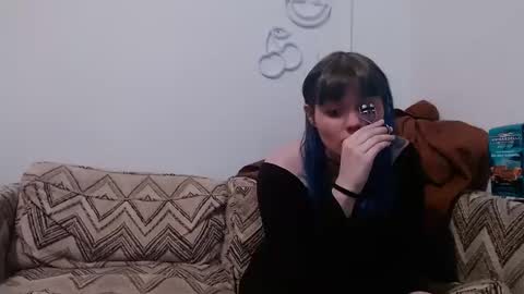 Lily online show from 10/12/25, 05:01