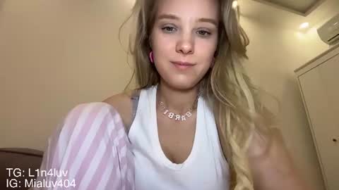 Snapshot of l1n4luv chatting on 07/13/26, 05:16 lina online show from 07/13/26, 05:16