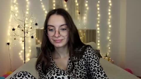 Margo  online show from 01/05/26, 05:27