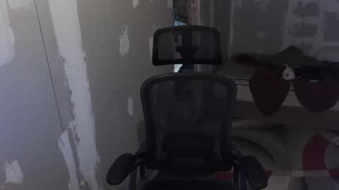 l1v1nth3dr3am online show from 09/14/25, 04:22