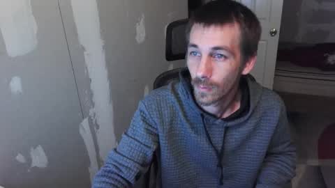 l1v1nth3dr3am online show from 09/17/25, 02:57