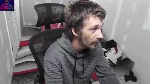 l1v1nth3dr3am online show from 11/08/25, 05:07