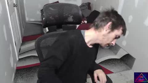 l1v1nth3dr3am online show from 11/12/25, 04:40