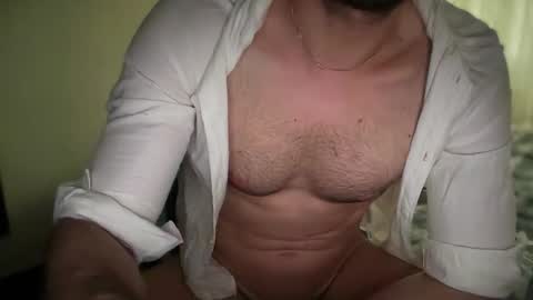 Snapshot of l3xxius chatting on 01/10/26, 04:42 Alex online show from 01/10/26, 04:42