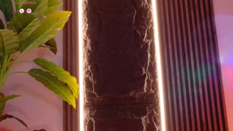 Snapshot of la_diabla_111_ chatting on 12/22/25, 09:12 Karime online show from 12/22/25, 09:12